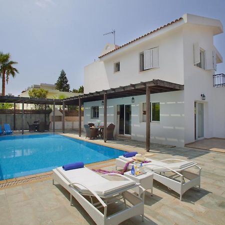 Villa Skyros Pernera Екстериор снимка