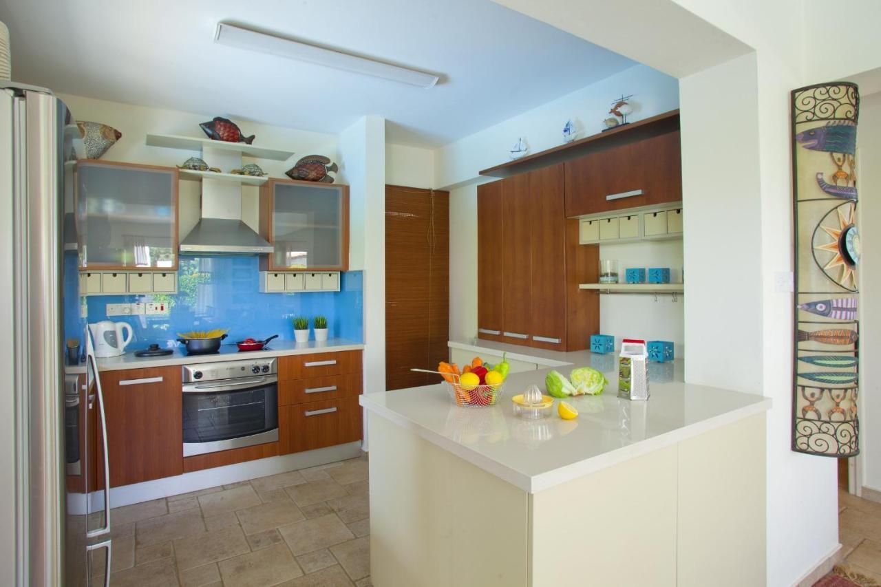 Villa Skyros Pernera Екстериор снимка