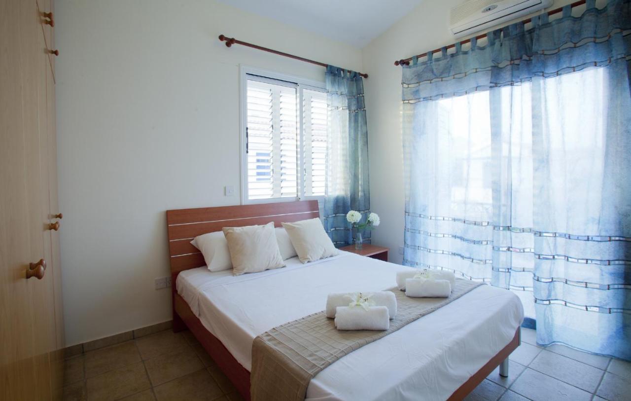Villa Skyros Pernera Екстериор снимка