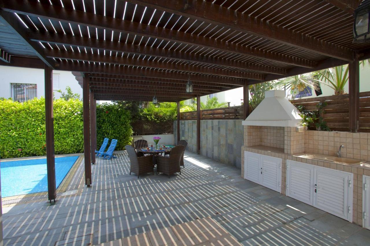 Villa Skyros Pernera Екстериор снимка