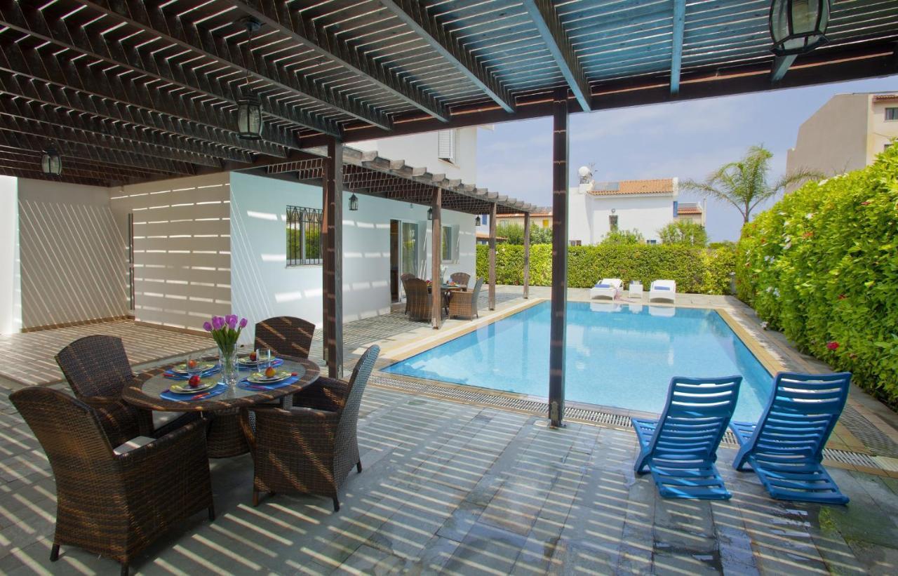 Villa Skyros Pernera Екстериор снимка
