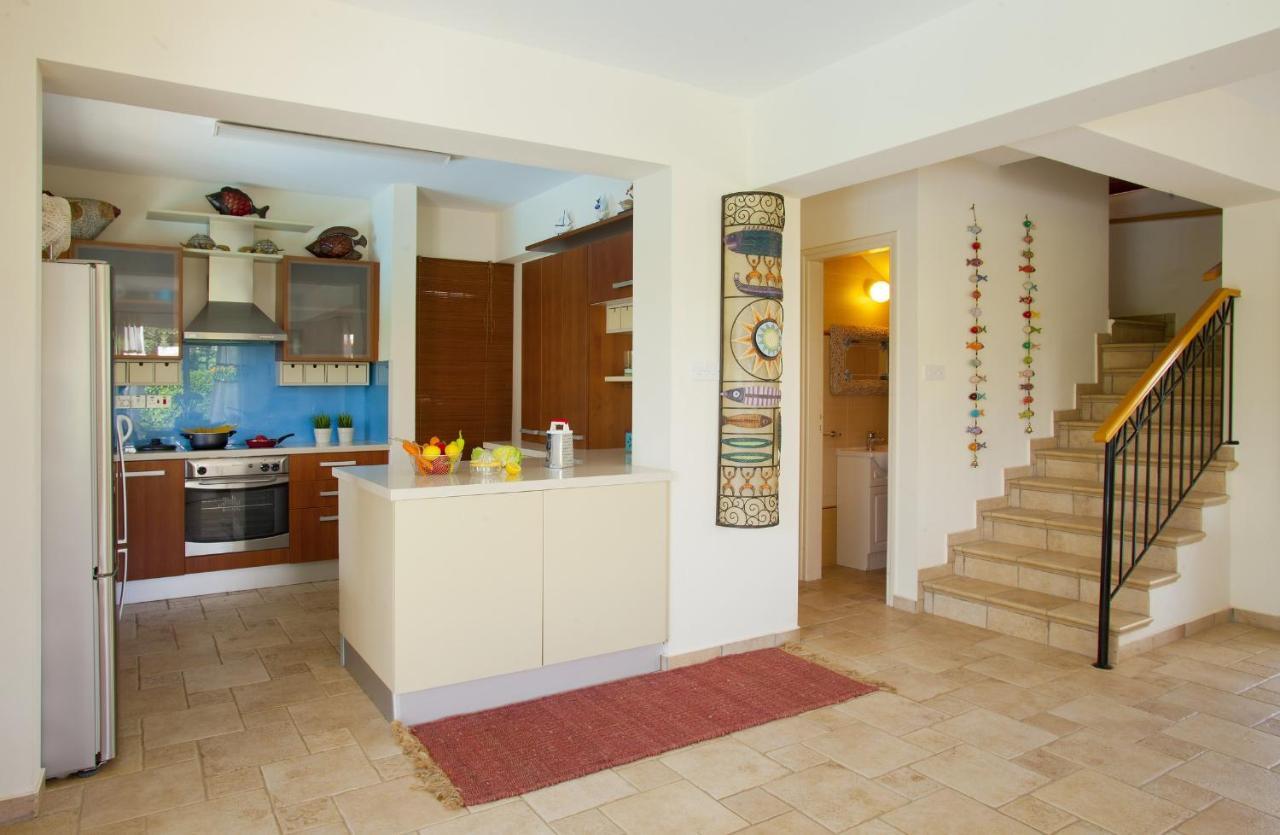 Villa Skyros Pernera Екстериор снимка